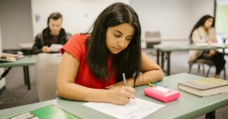Perchè così tanti giovani Italiani ogni anno decidono di studiare in Australia?